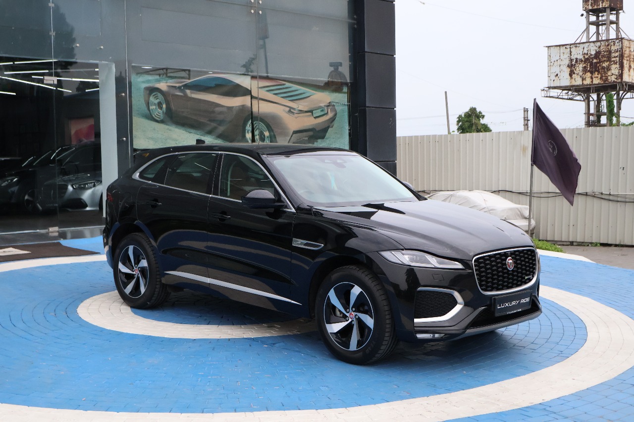 Jaguar F-Pace R Dynamic Se