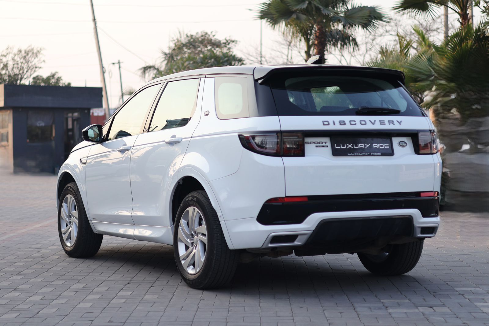 Land Rover Discovery Sport R-Dynamic SE