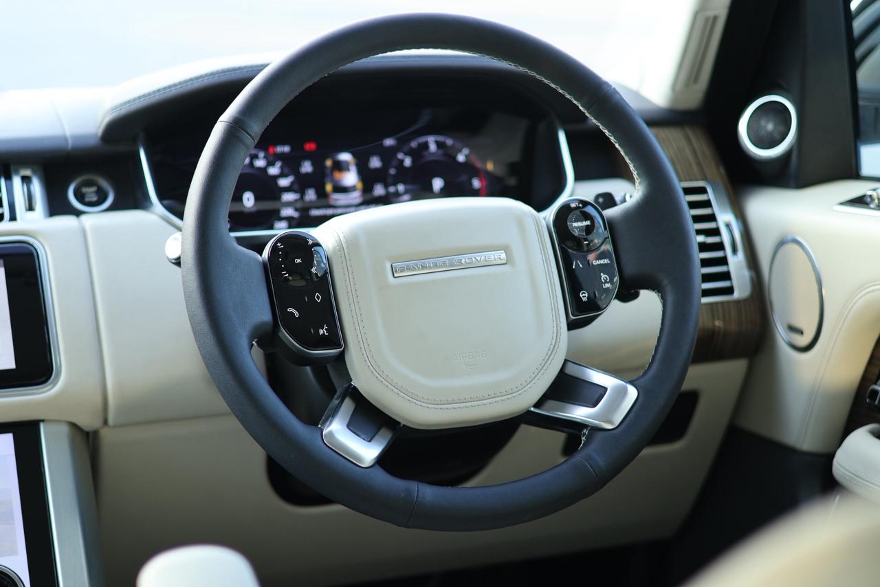 Land Rover Range Rover Vouge 3.0 L LWB