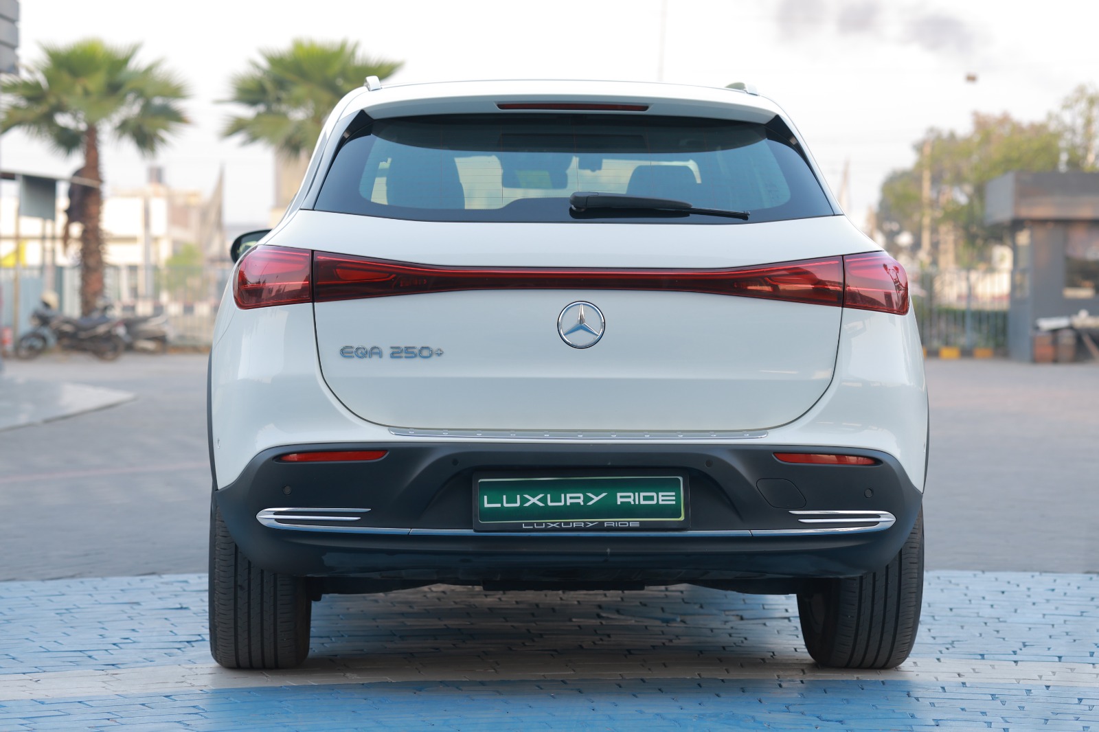 Mercedes-Benz EQA 250 Plus