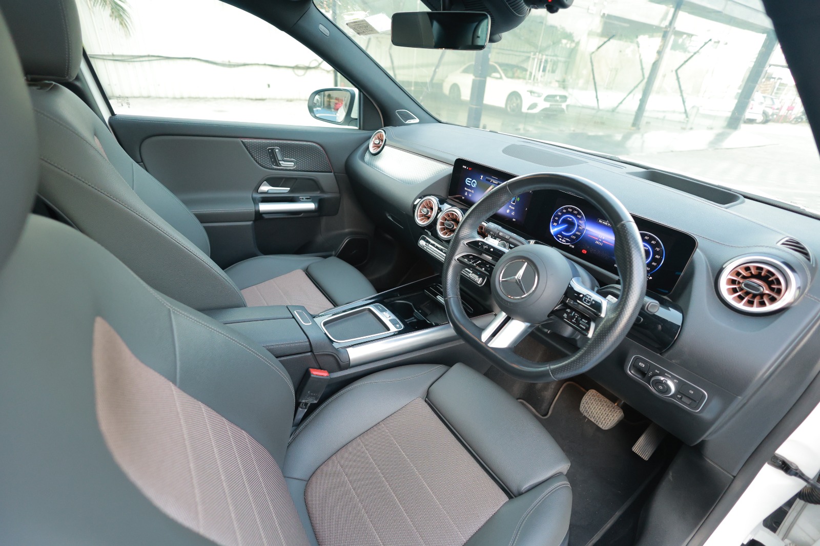 Mercedes-Benz EQA 250 Plus
