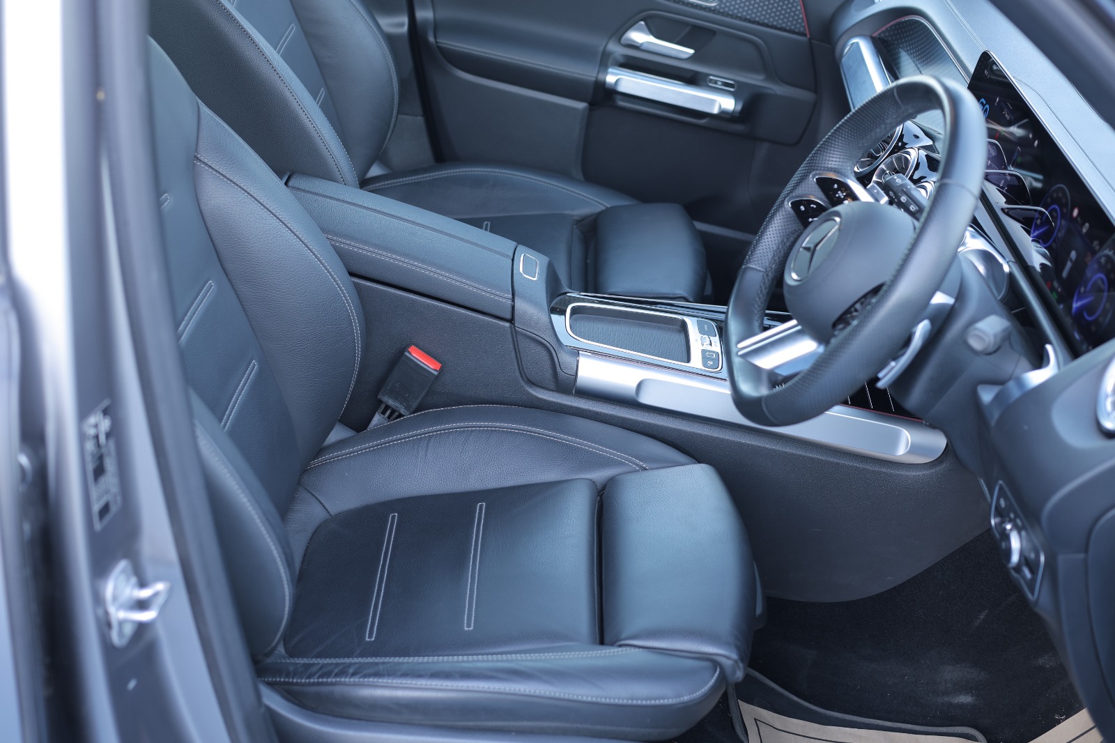 Mercedes-Benz EQB 350 4Matic