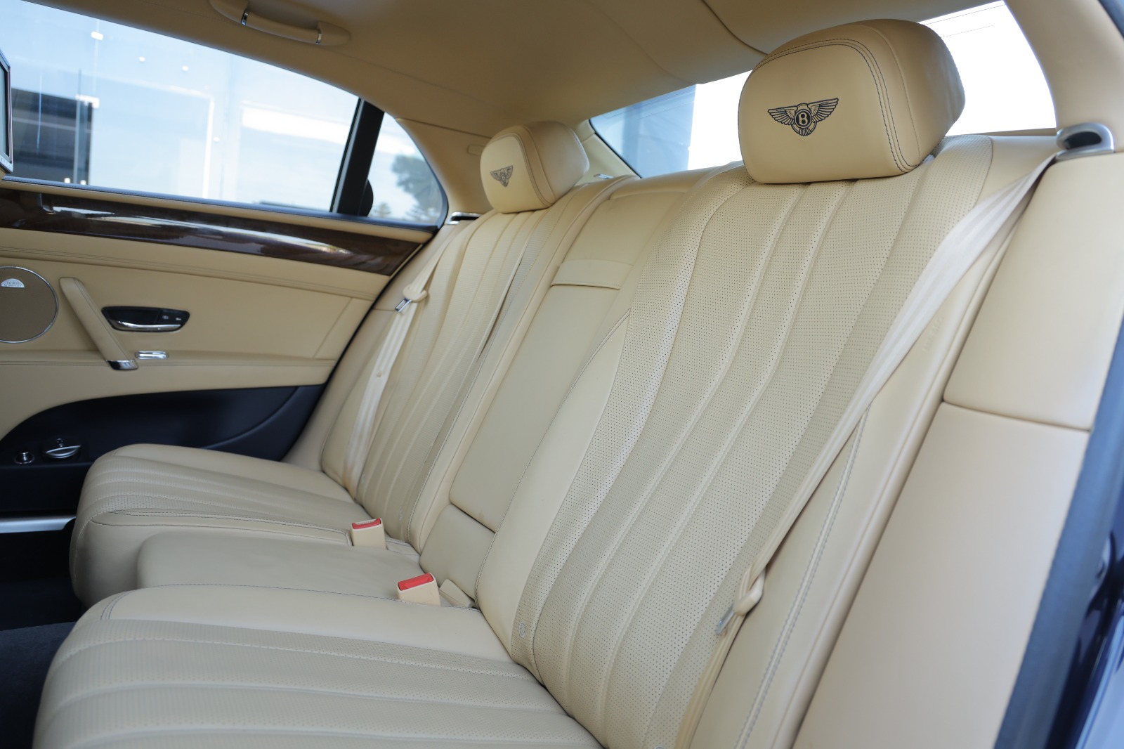 Bentley Continental Flying Spur V8