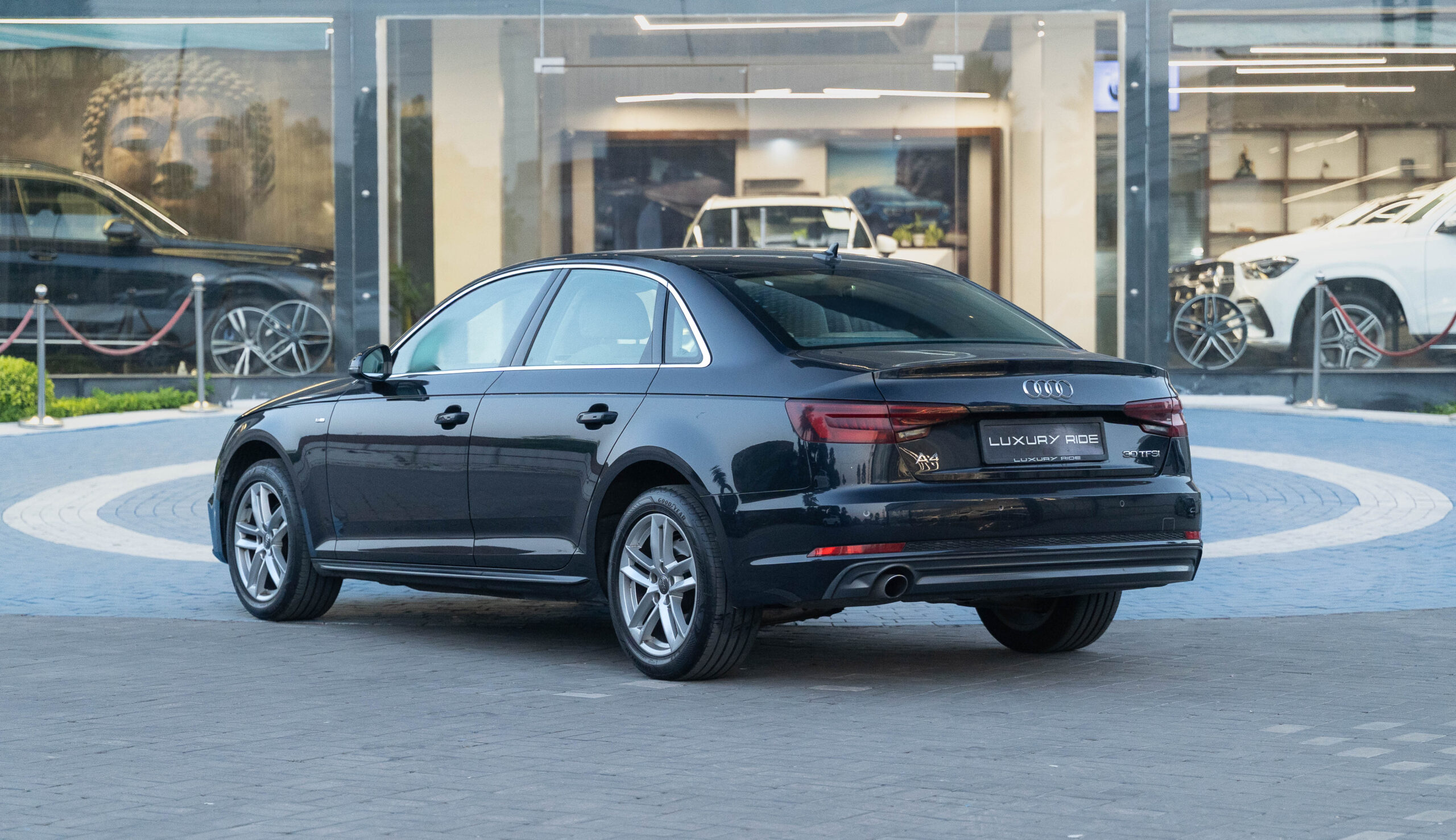 Audi A4 30 TFSI Technology