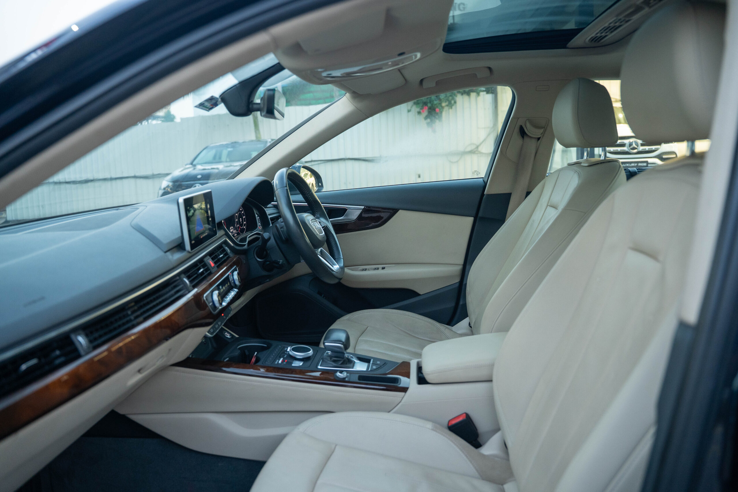 Audi A4 30 TFSI Technology